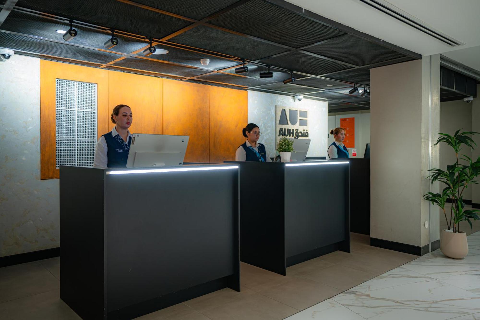 Auhotel -Zayed International Airport-Located In Transit Area -Onwards Boarding Pass Required アブダビ エクステリア 写真