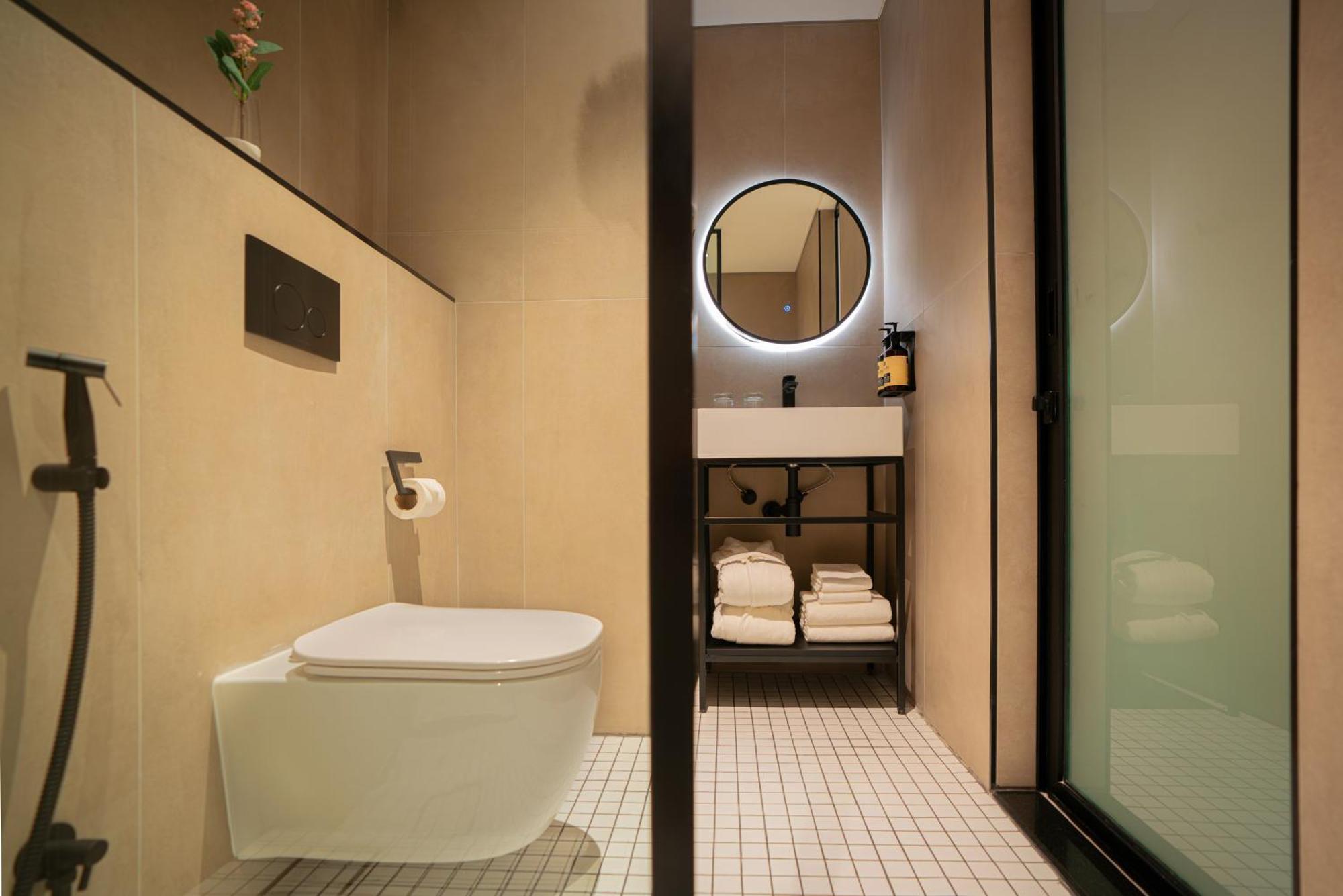 Auhotel -Zayed International Airport-Located In Transit Area -Onwards Boarding Pass Required アブダビ エクステリア 写真